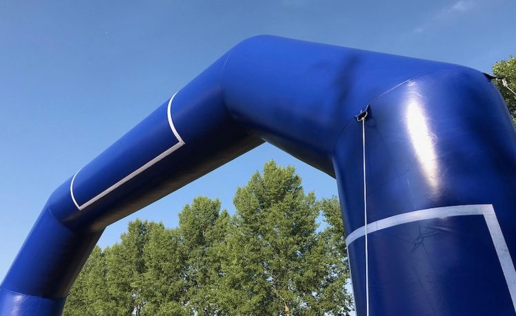 Inflatable arches